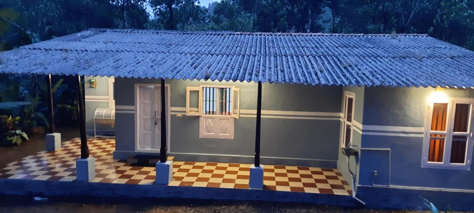 Tharayil Farm Stay Vagamon Ngoại thất bức ảnh